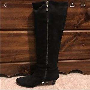 Boots with a little heel